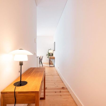 Guestready - Spacious 2 Bedroom Apt Near The River Lisboa エクステリア 写真