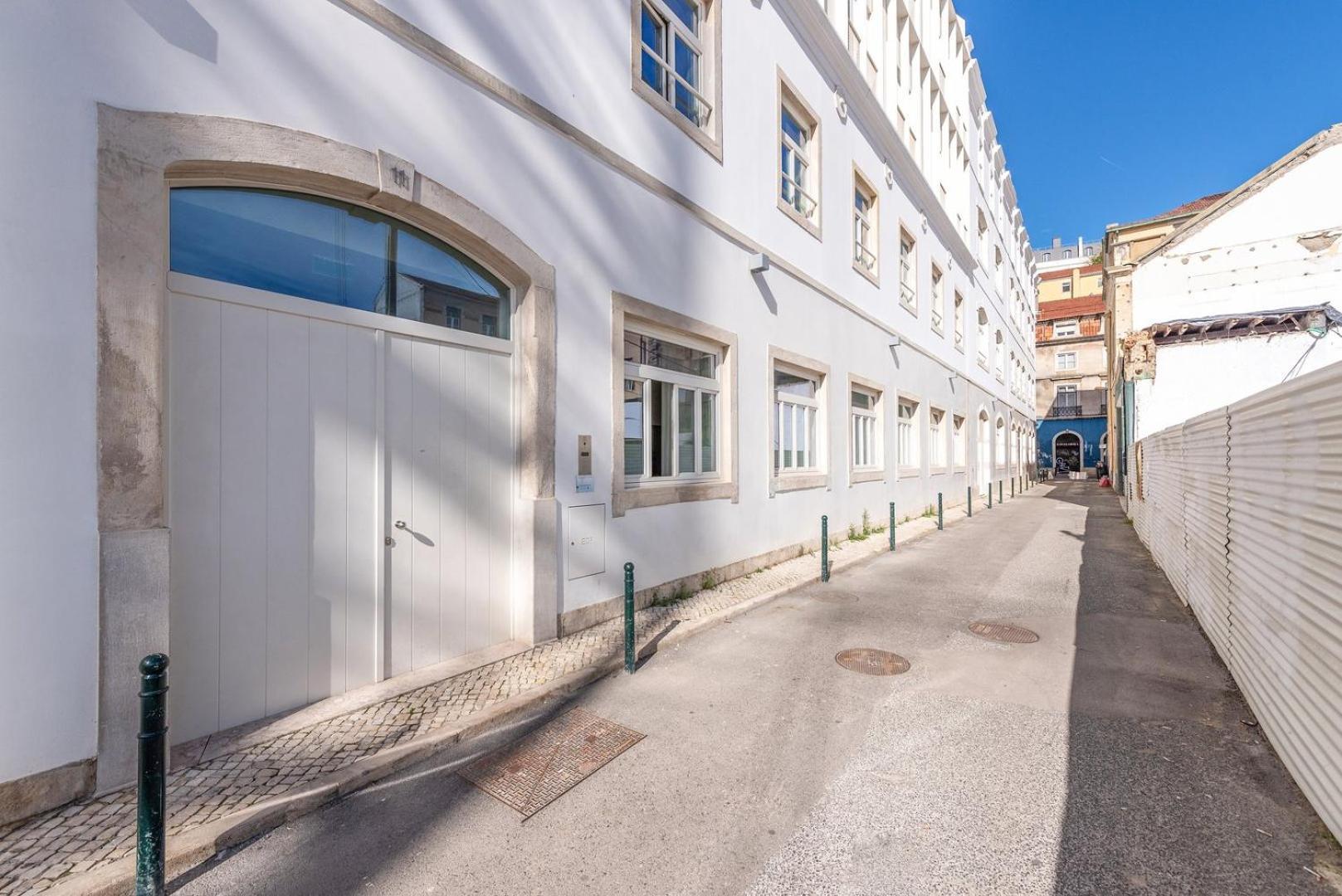 Guestready - Spacious 2 Bedroom Apt Near The River Lisboa エクステリア 写真